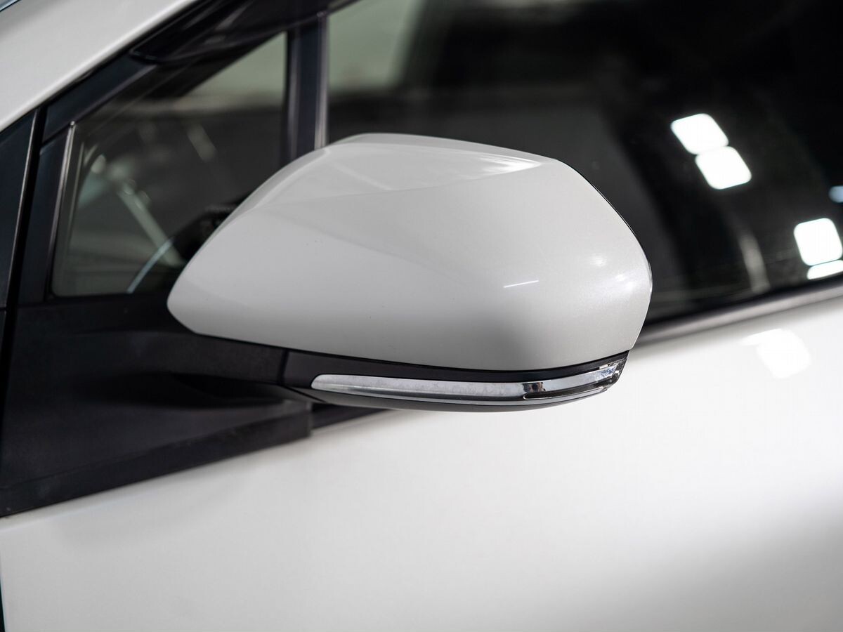 Toyota Prius 2016 - фото автомобиля