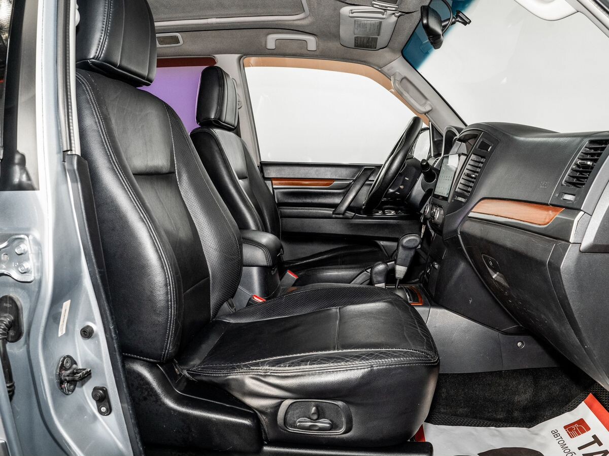 Mitsubishi Pajero 2007 - фото автомобиля