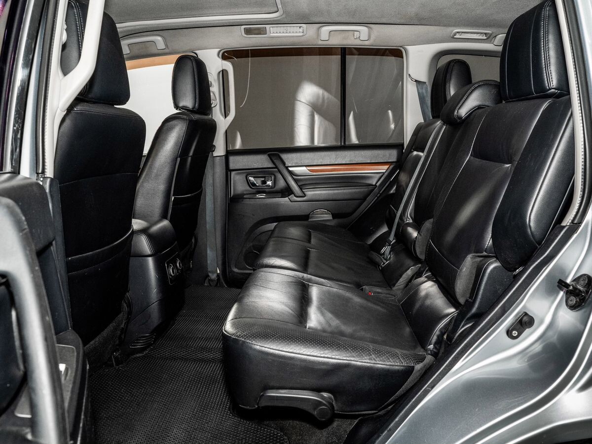 Mitsubishi Pajero 2007 - фото автомобиля