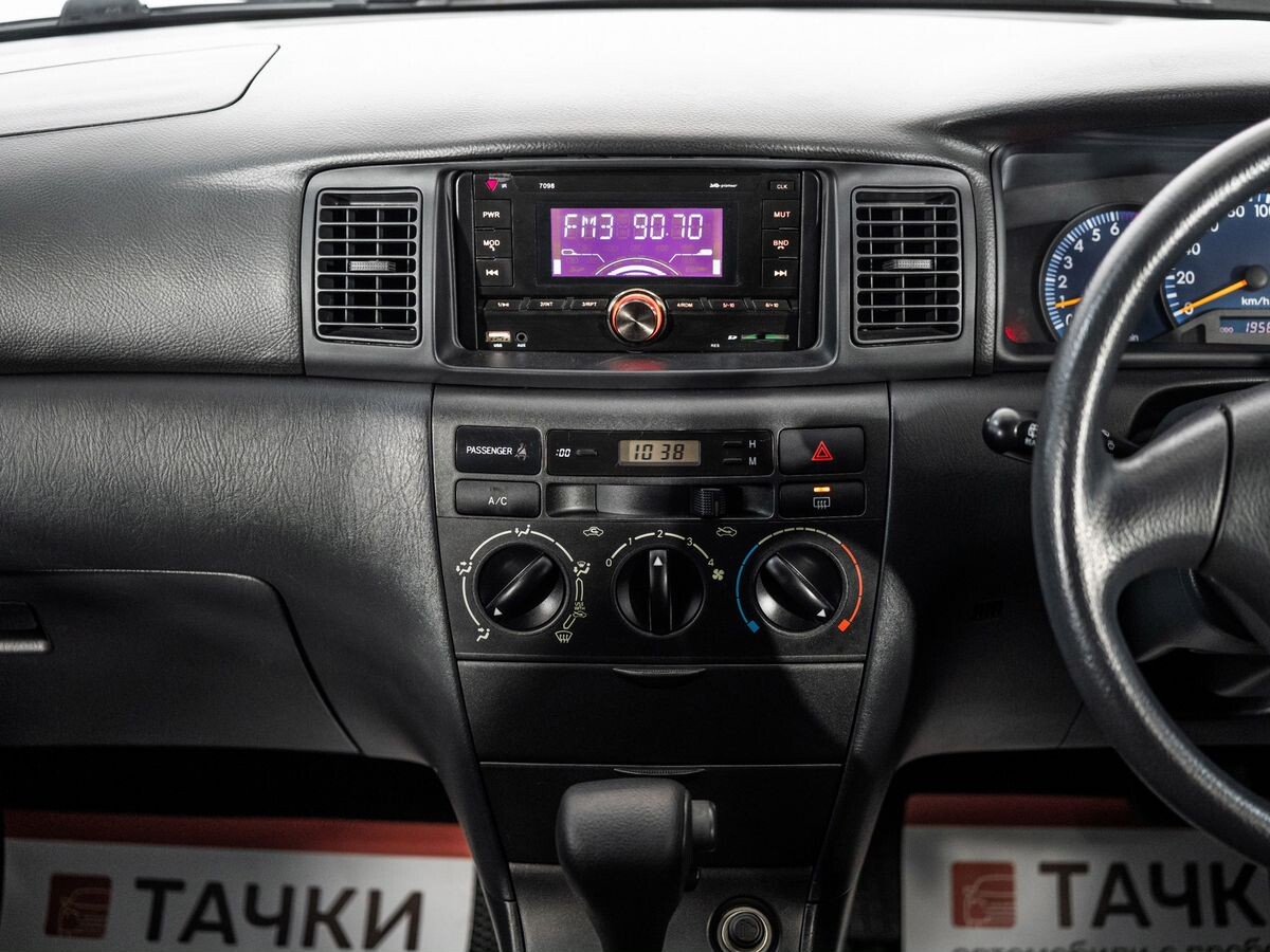 Toyota Corolla 2003 - фото автомобиля