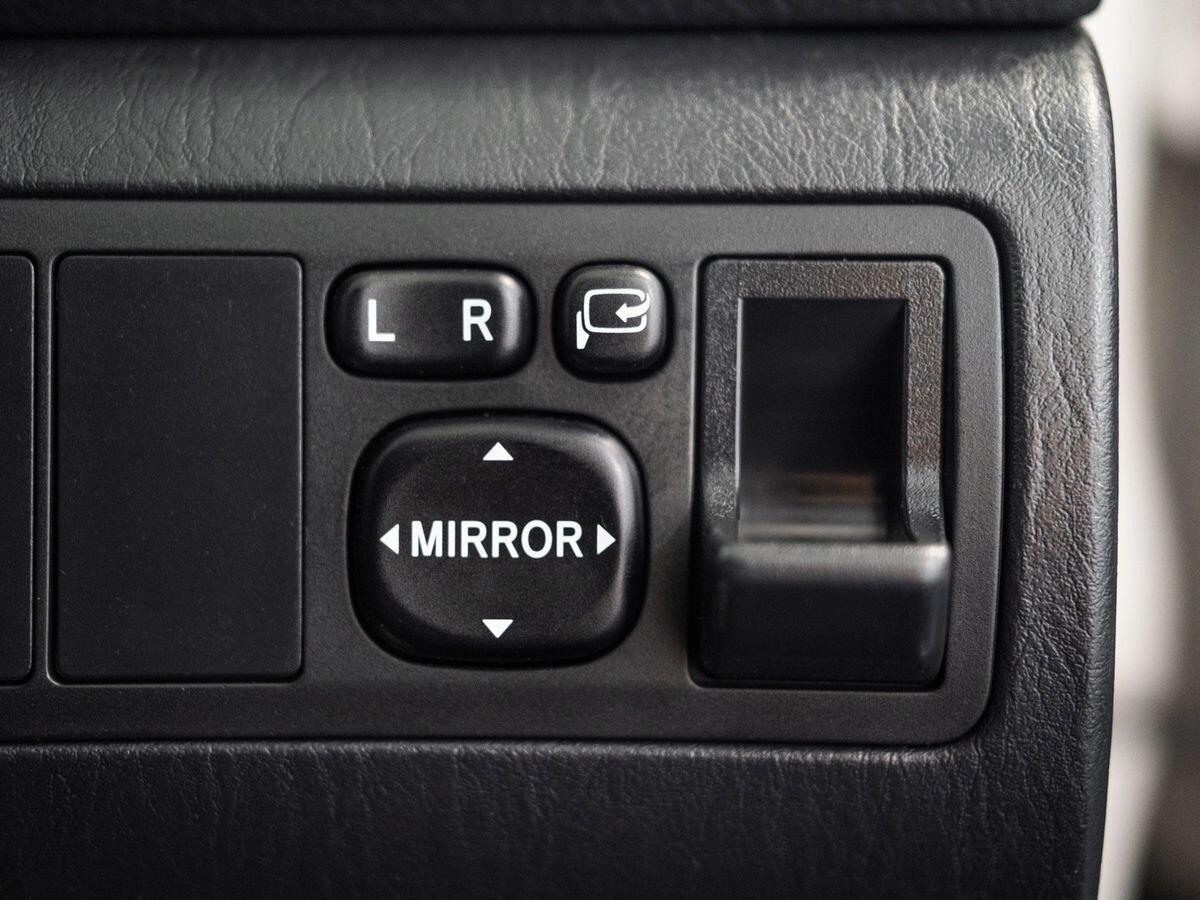 Toyota Corolla 2003 - фото автомобиля