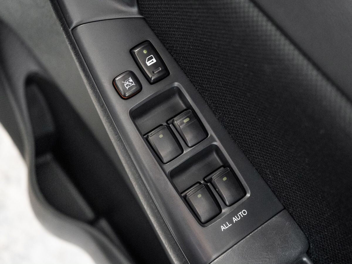 Toyota Corolla 2003 - фото автомобиля