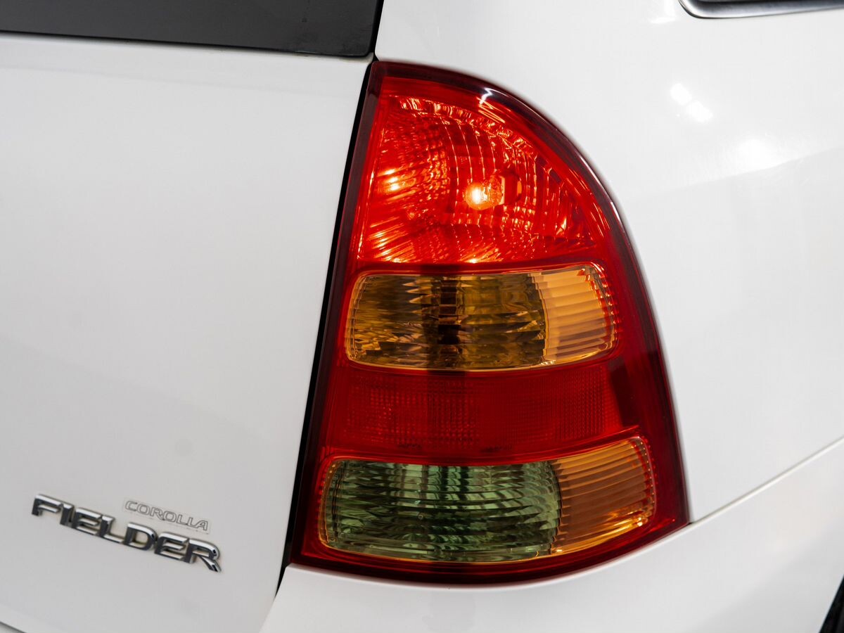 Toyota Corolla 2003 - фото автомобиля