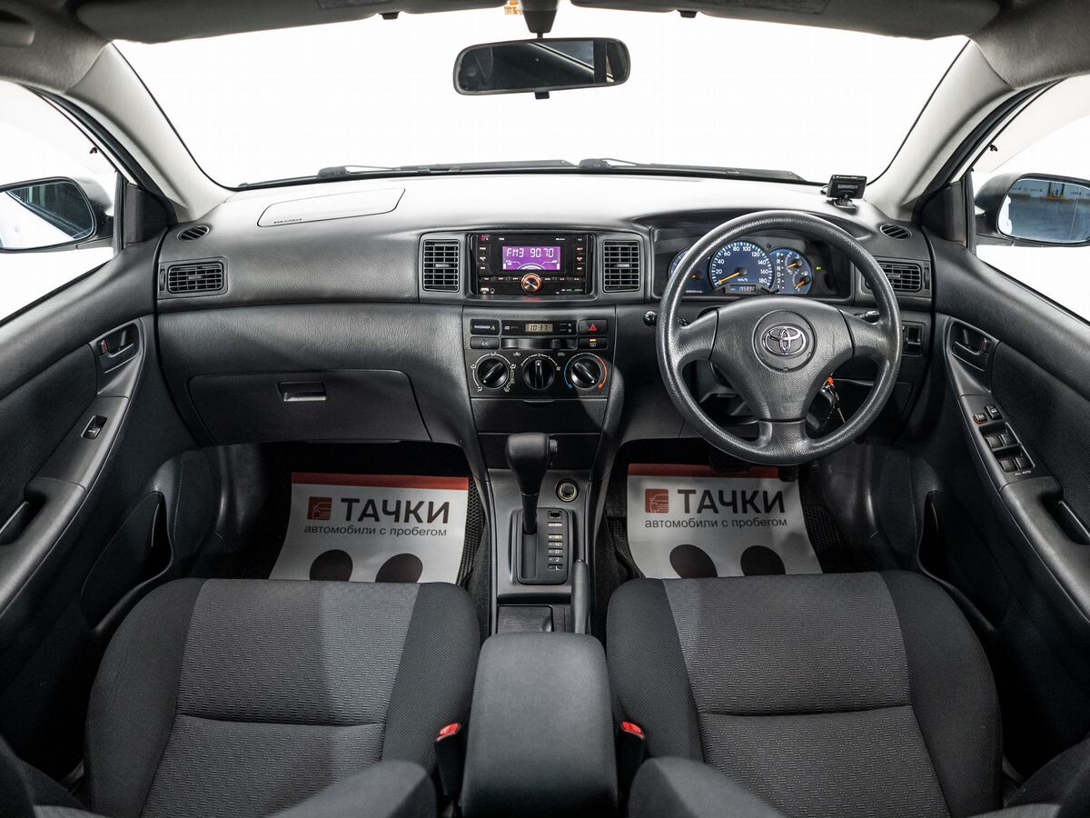 Toyota Corolla 2003 - фото автомобиля