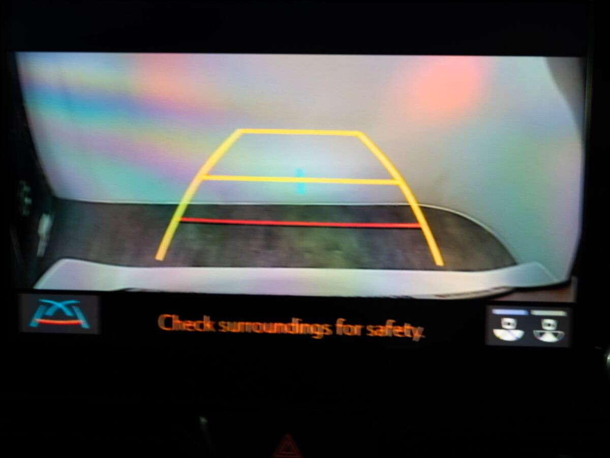 Toyota Yaris 2020 - фото автомобиля