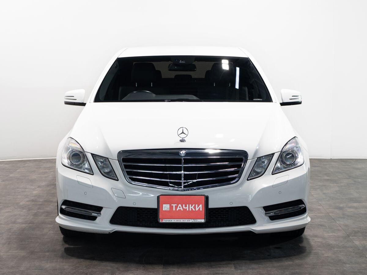 Mercedes-Benz E-Класс 2013 - фото автомобиля