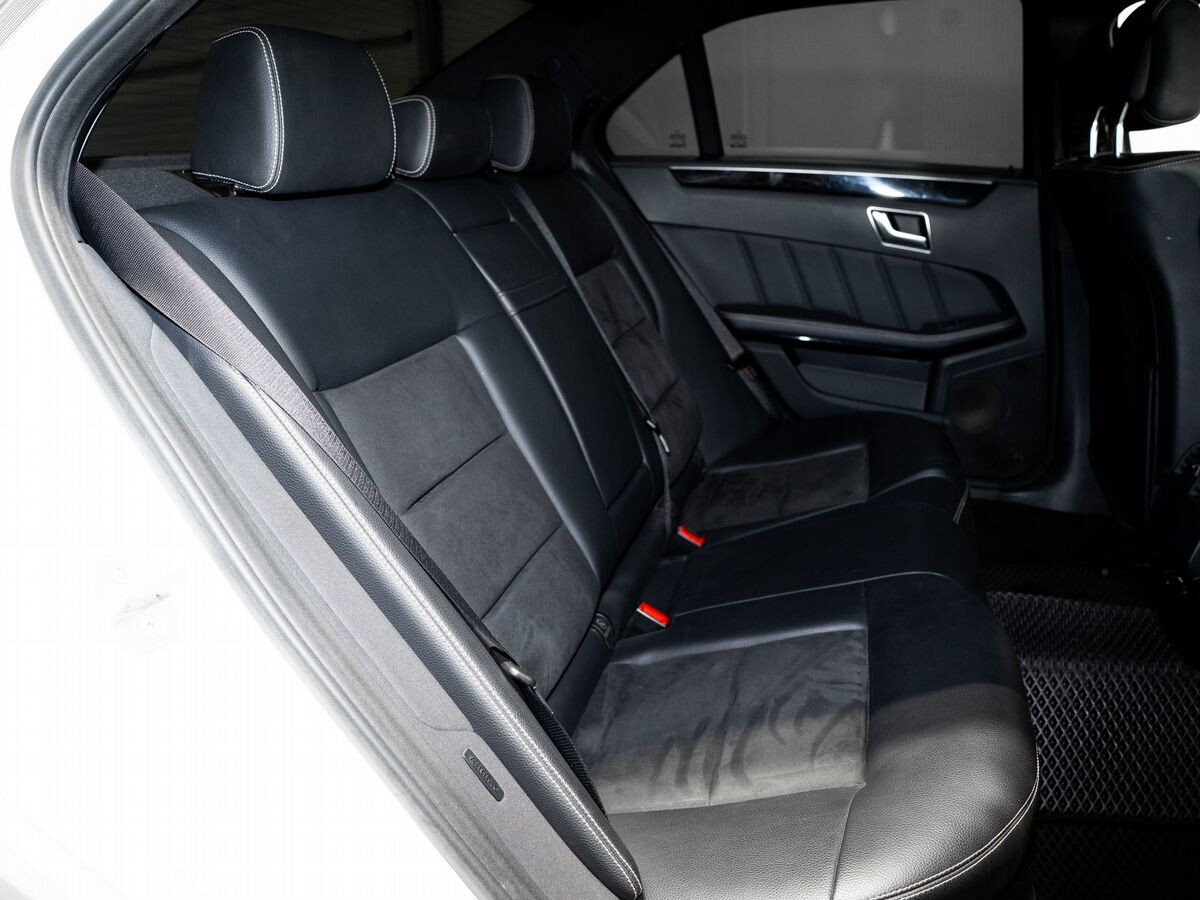 Mercedes-Benz E-Класс 2013 - фото автомобиля