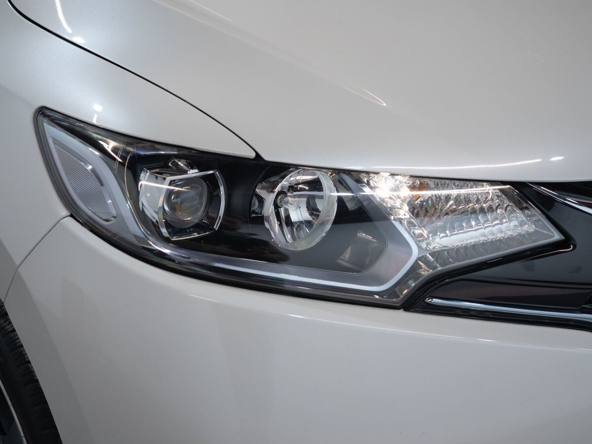 Honda Fit 2015 - фото автомобиля