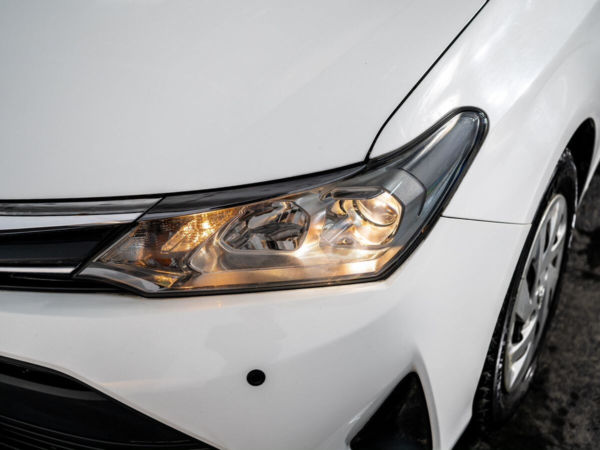 Toyota Corolla 2017 - фото автомобиля