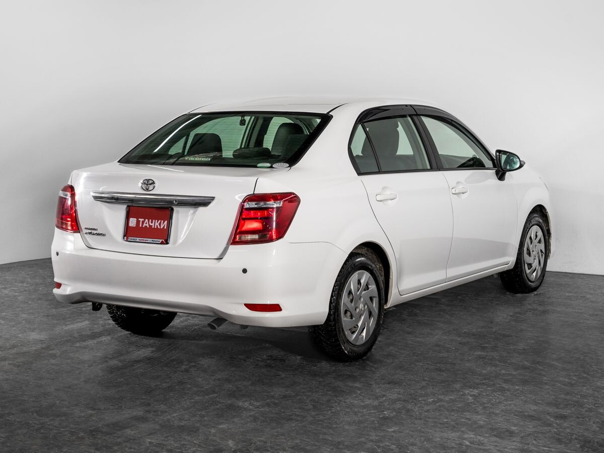 Toyota Corolla 2017 - фото автомобиля