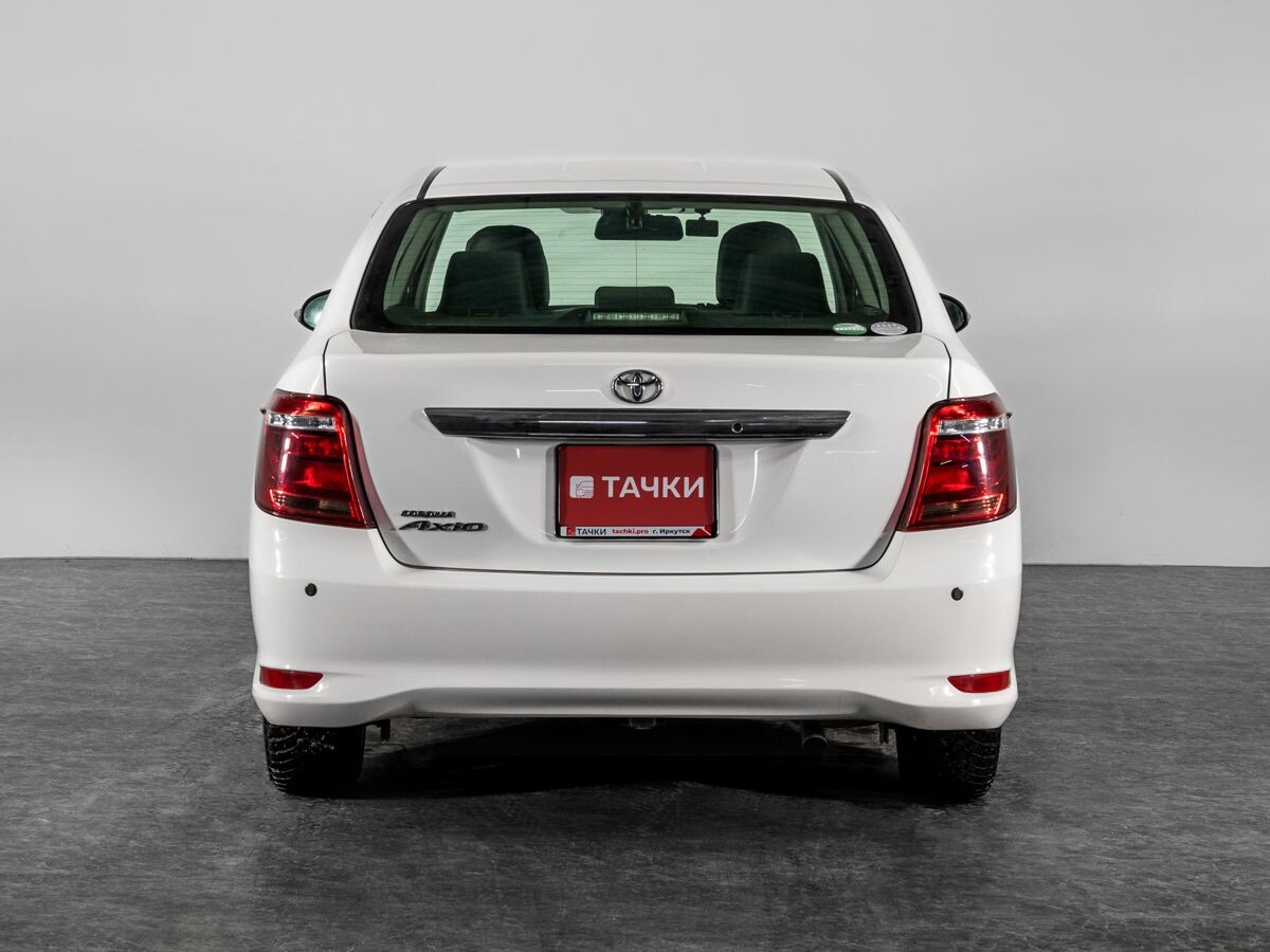 Toyota Corolla 2017 - фото автомобиля