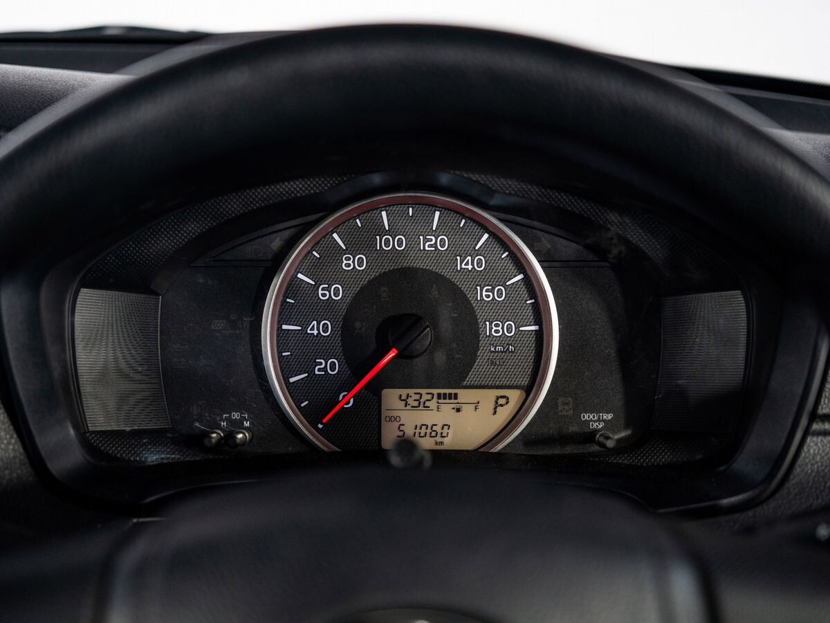 Toyota Corolla 2017 - фото автомобиля