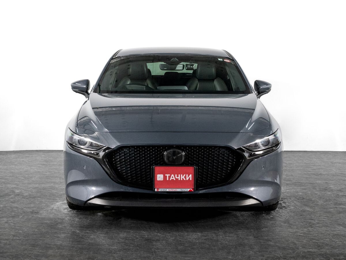 Mazda 3 2019 - фото автомобиля