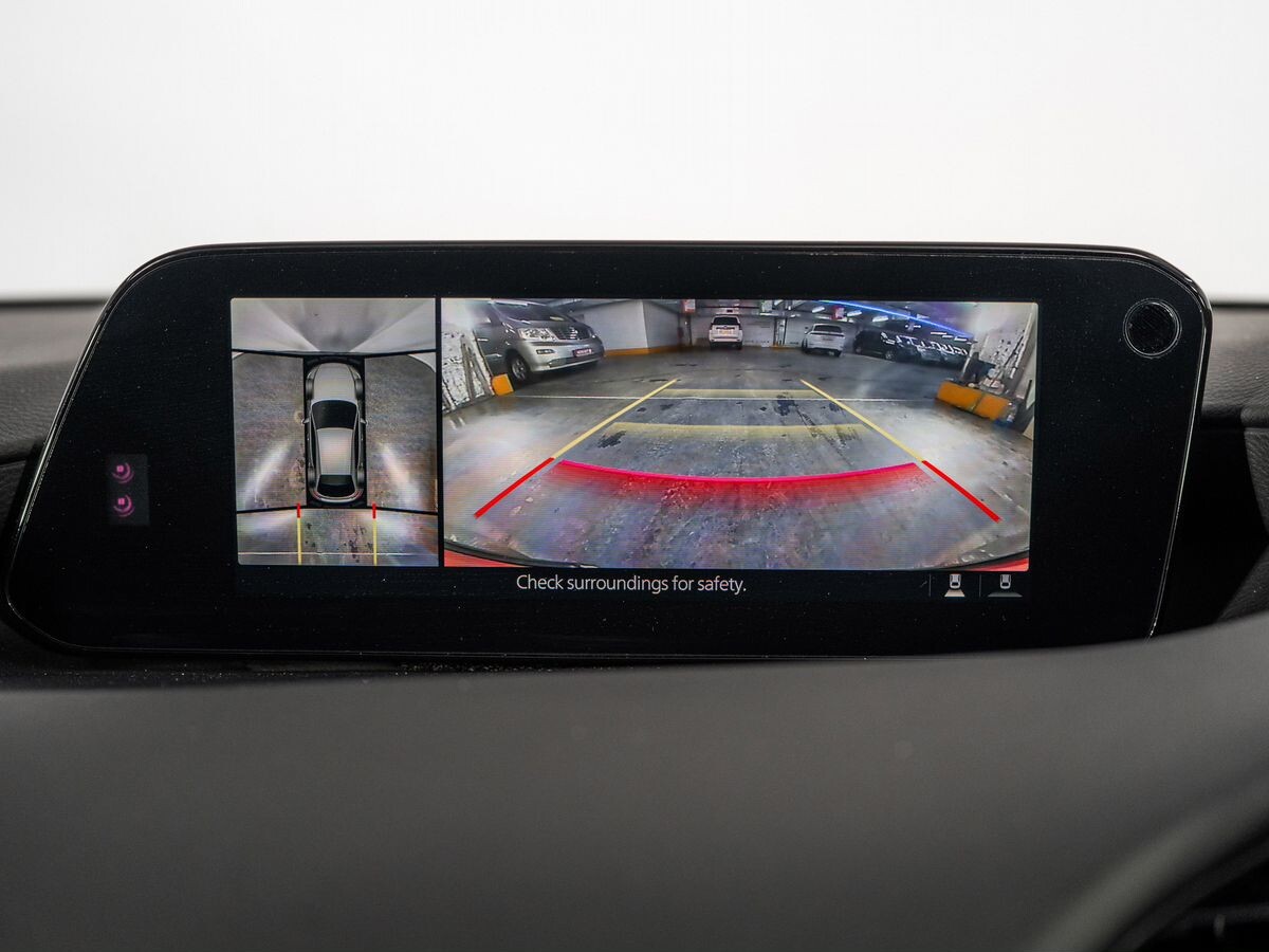 Mazda 3 2019 - фото автомобиля