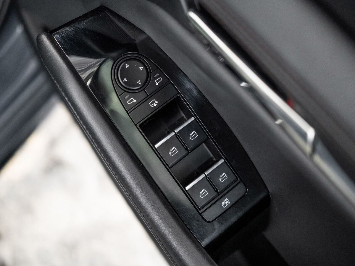 Mazda 3 2019 - фото автомобиля