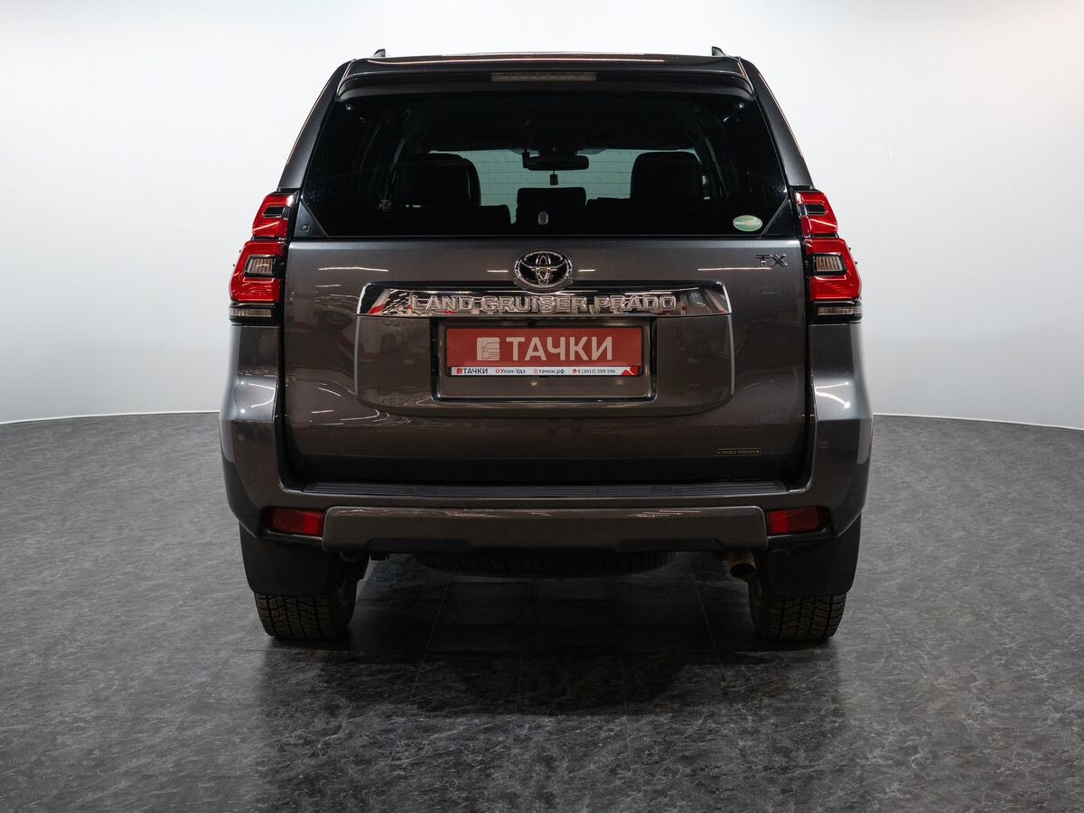 Toyota Land Cruiser Prado 2018 - фото автомобиля