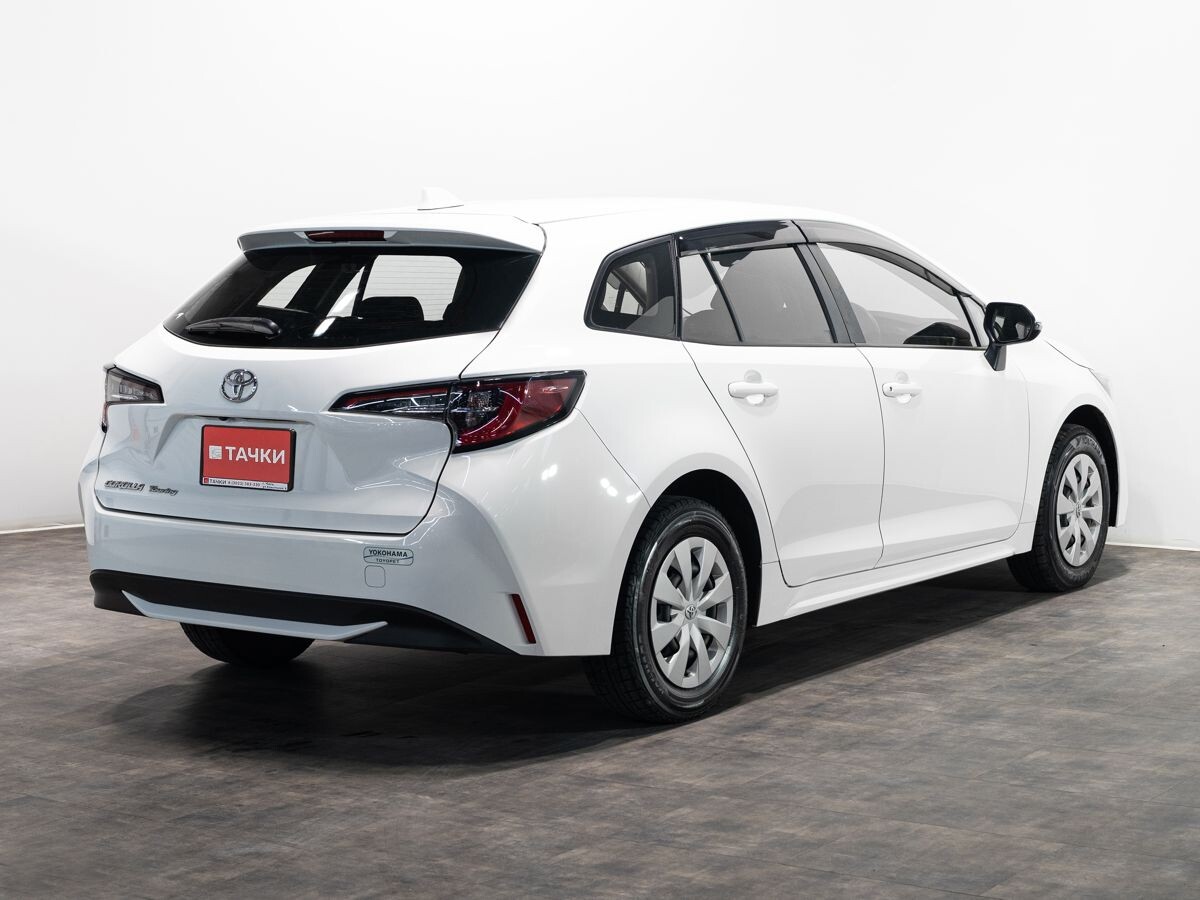 Toyota Corolla 2021 - фото автомобиля