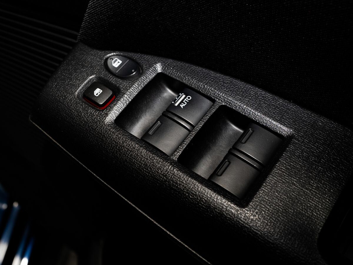 Honda Freed 2010 - фото автомобиля