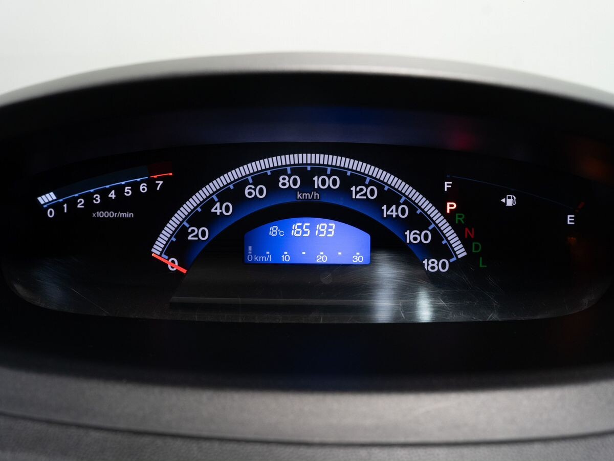 Honda Freed 2010 - фото автомобиля