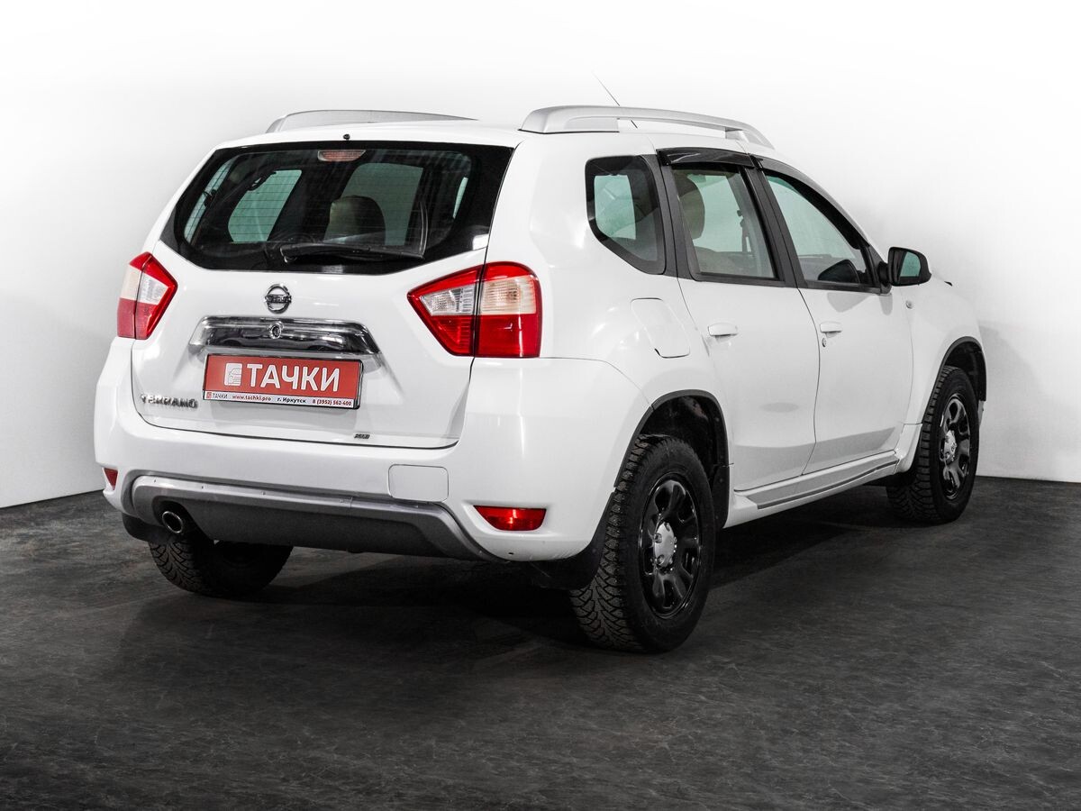 Nissan Terrano 2018 - фото автомобиля