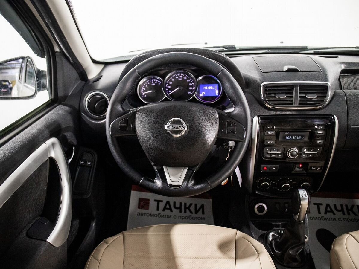 Nissan Terrano 2018 - фото автомобиля