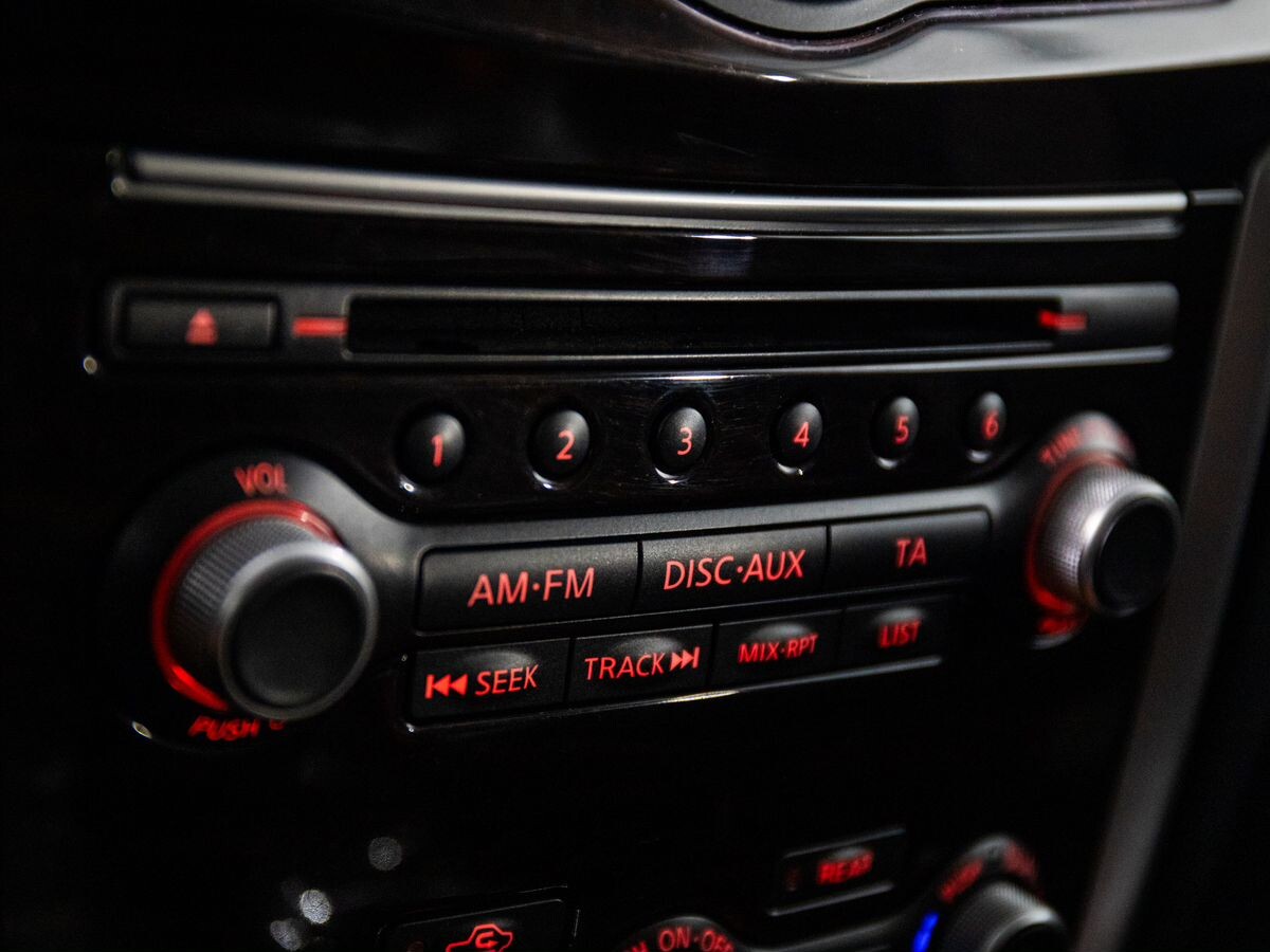 Nissan Pathfinder 2014 - фото автомобиля