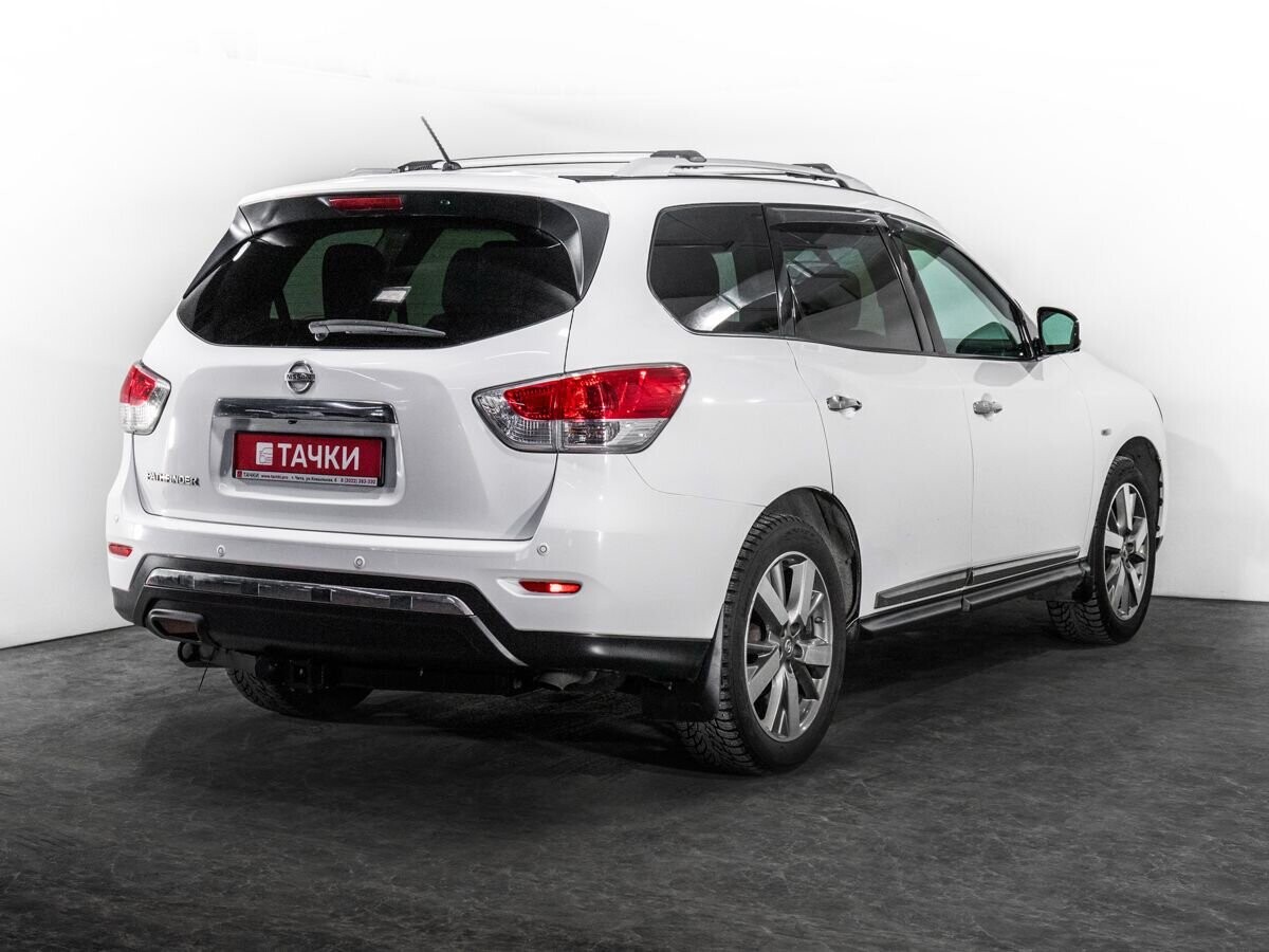 Nissan Pathfinder 2014 - фото автомобиля