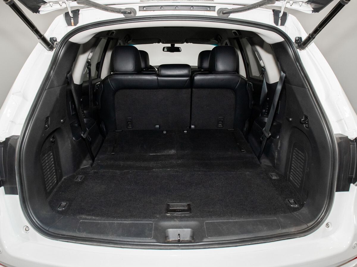 Nissan Pathfinder 2014 - фото автомобиля