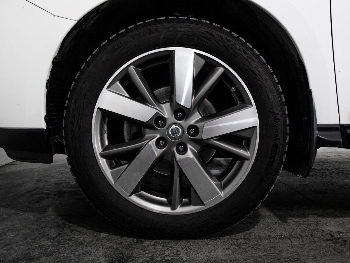 Nissan Pathfinder 2014 - фото автомобиля