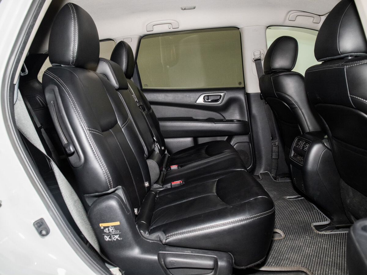 Nissan Pathfinder 2014 - фото автомобиля