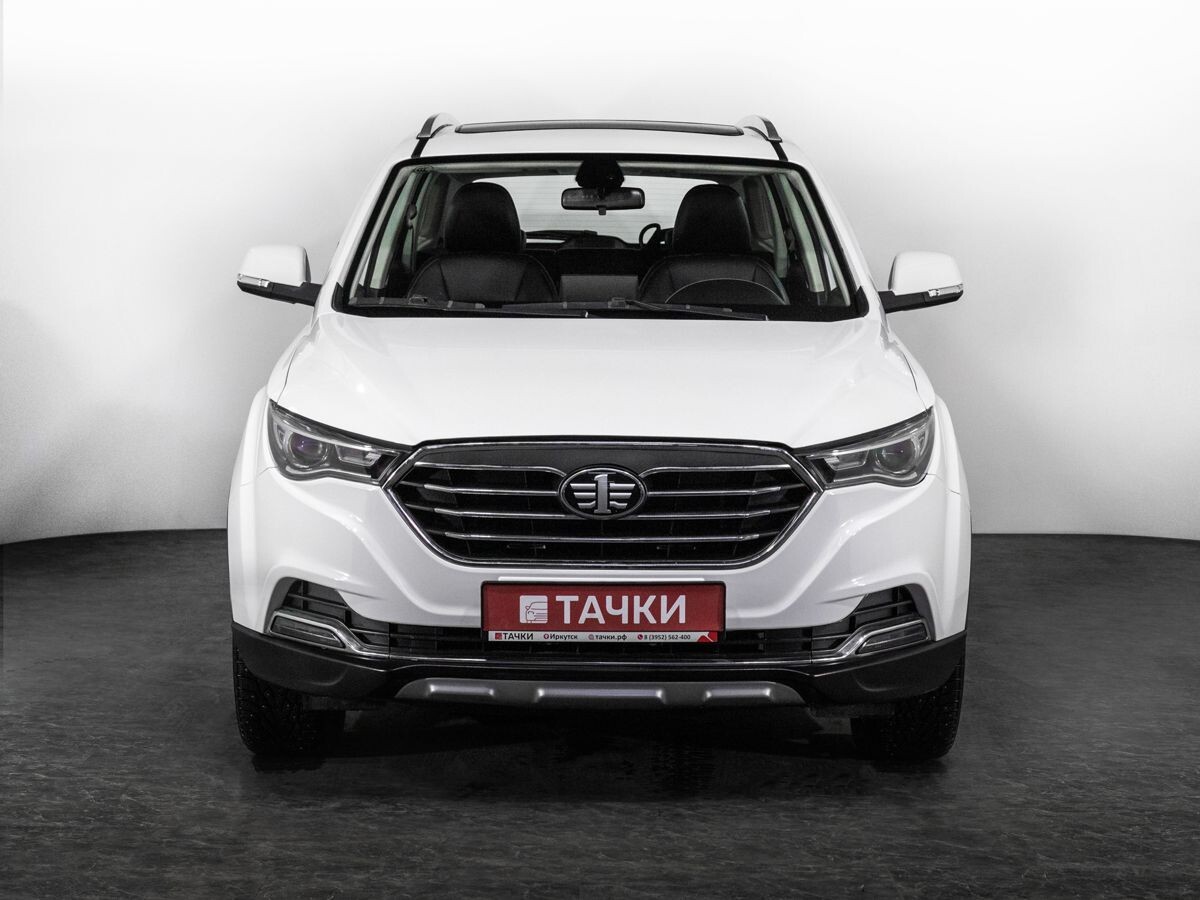 FAW Besturn X40 2019 - фото автомобиля