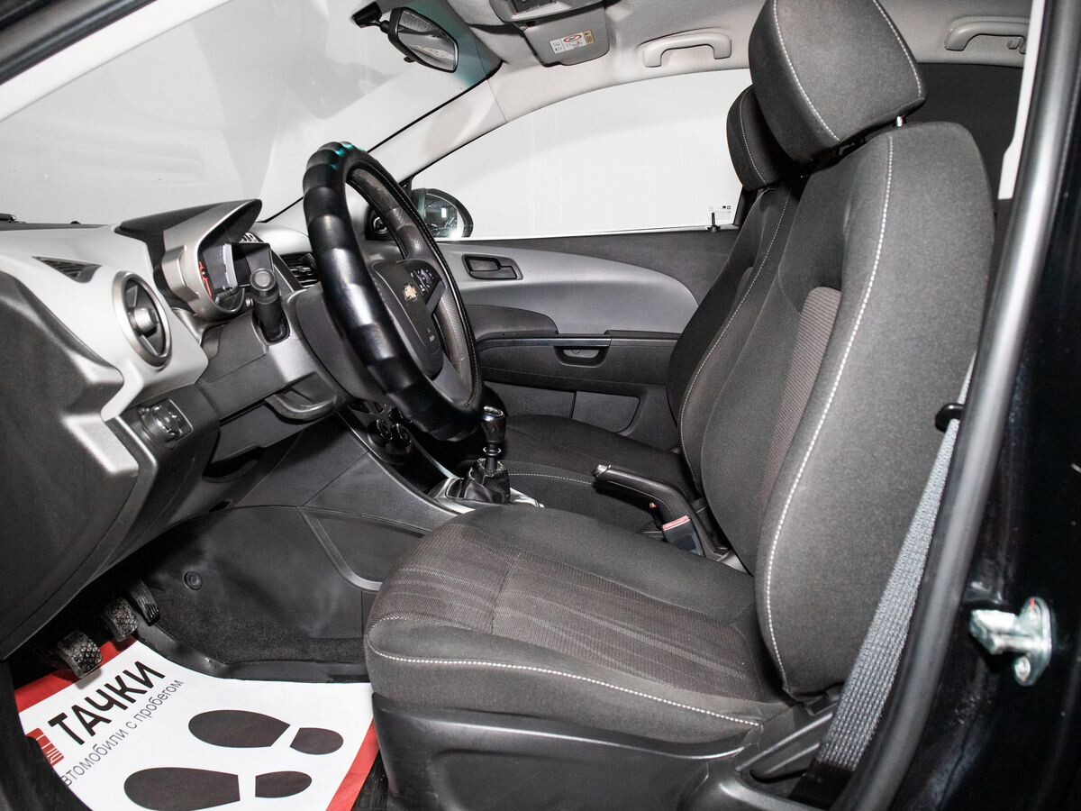 Chevrolet Aveo 2014 - фото автомобиля