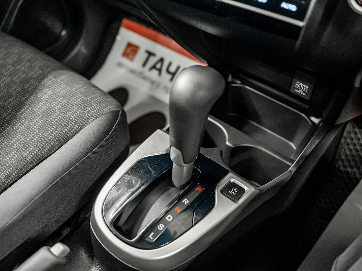 Honda Fit 2017 - фото автомобиля