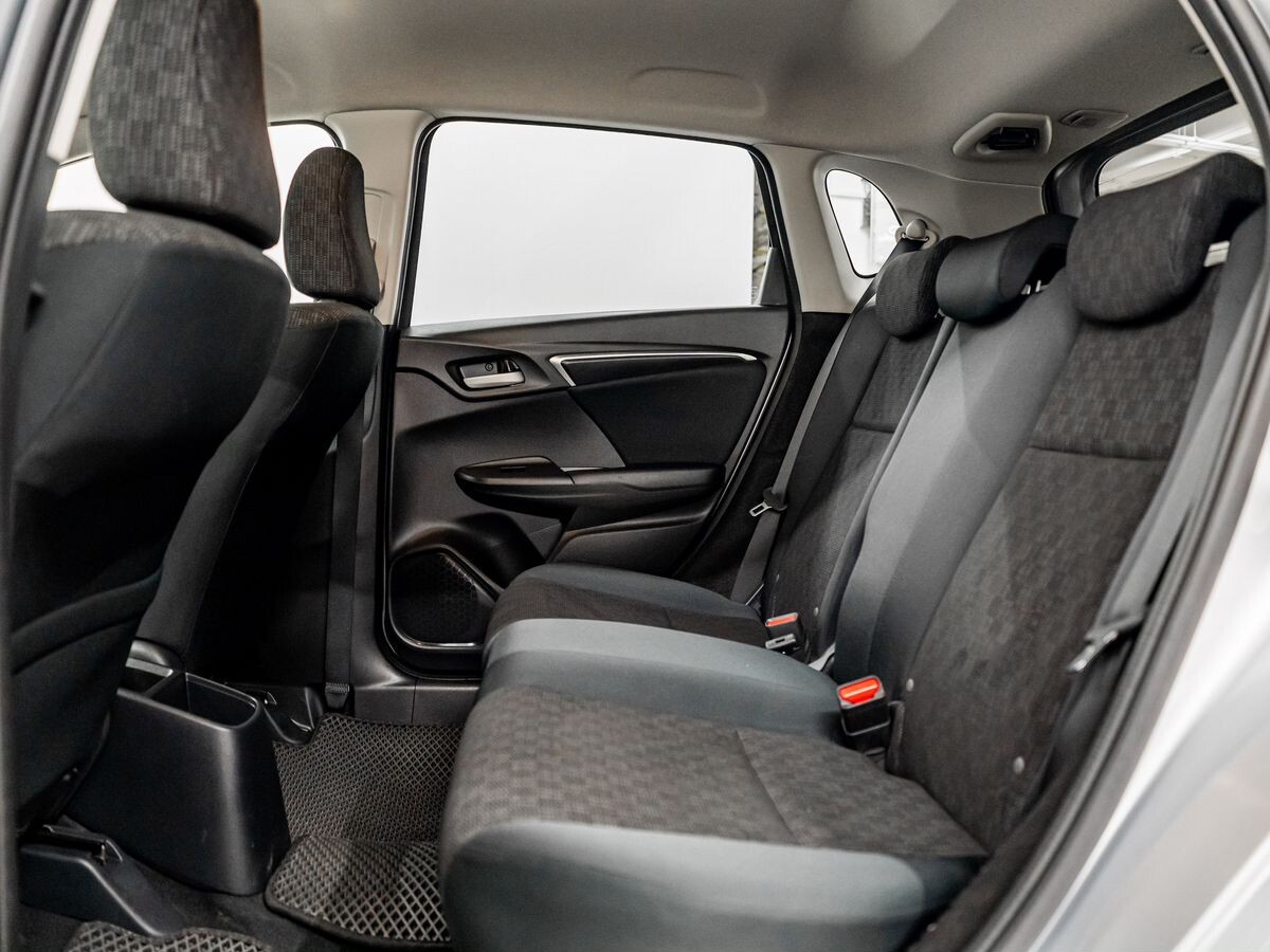 Honda Fit 2017 - фото автомобиля