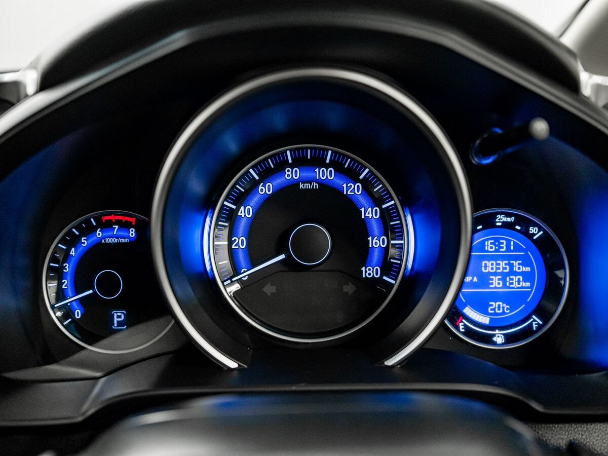 Honda Fit 2017 - фото автомобиля