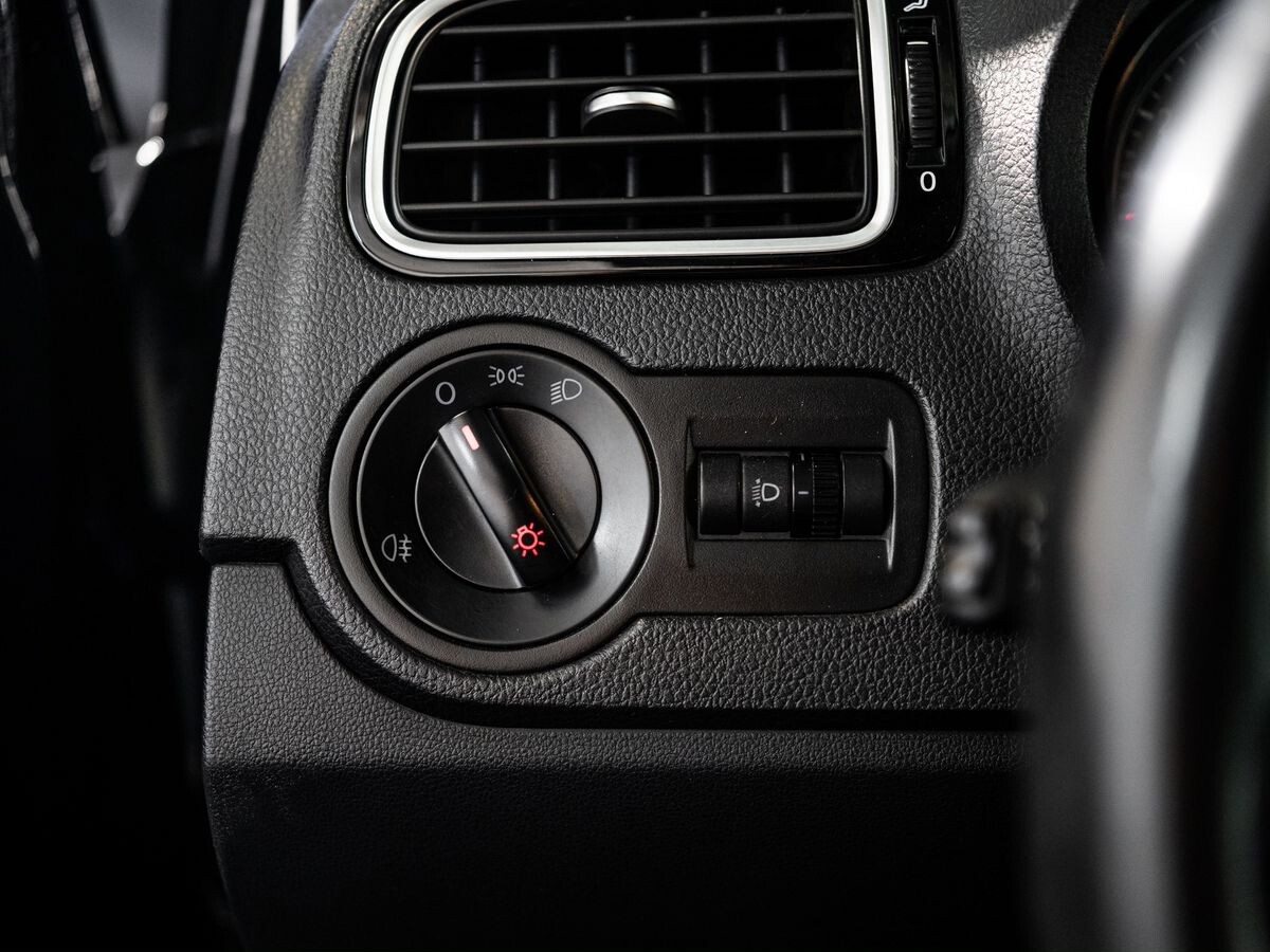 Volkswagen Polo 2018 - фото автомобиля