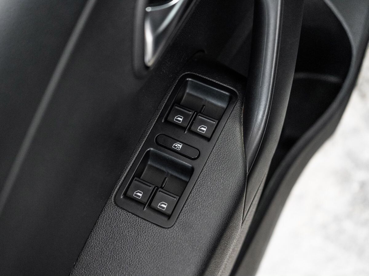 Volkswagen Polo 2018 - фото автомобиля