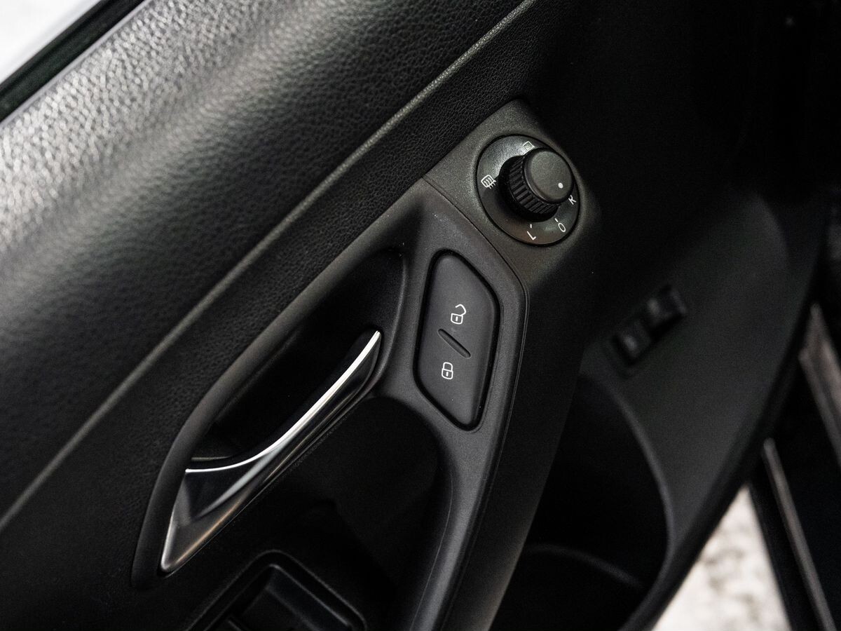 Volkswagen Polo 2018 - фото автомобиля