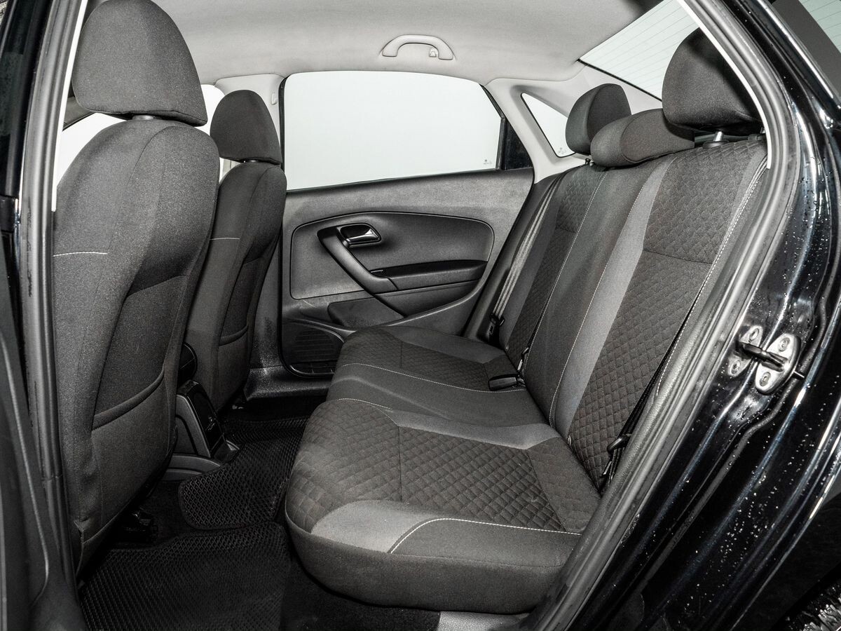 Volkswagen Polo 2018 - фото автомобиля