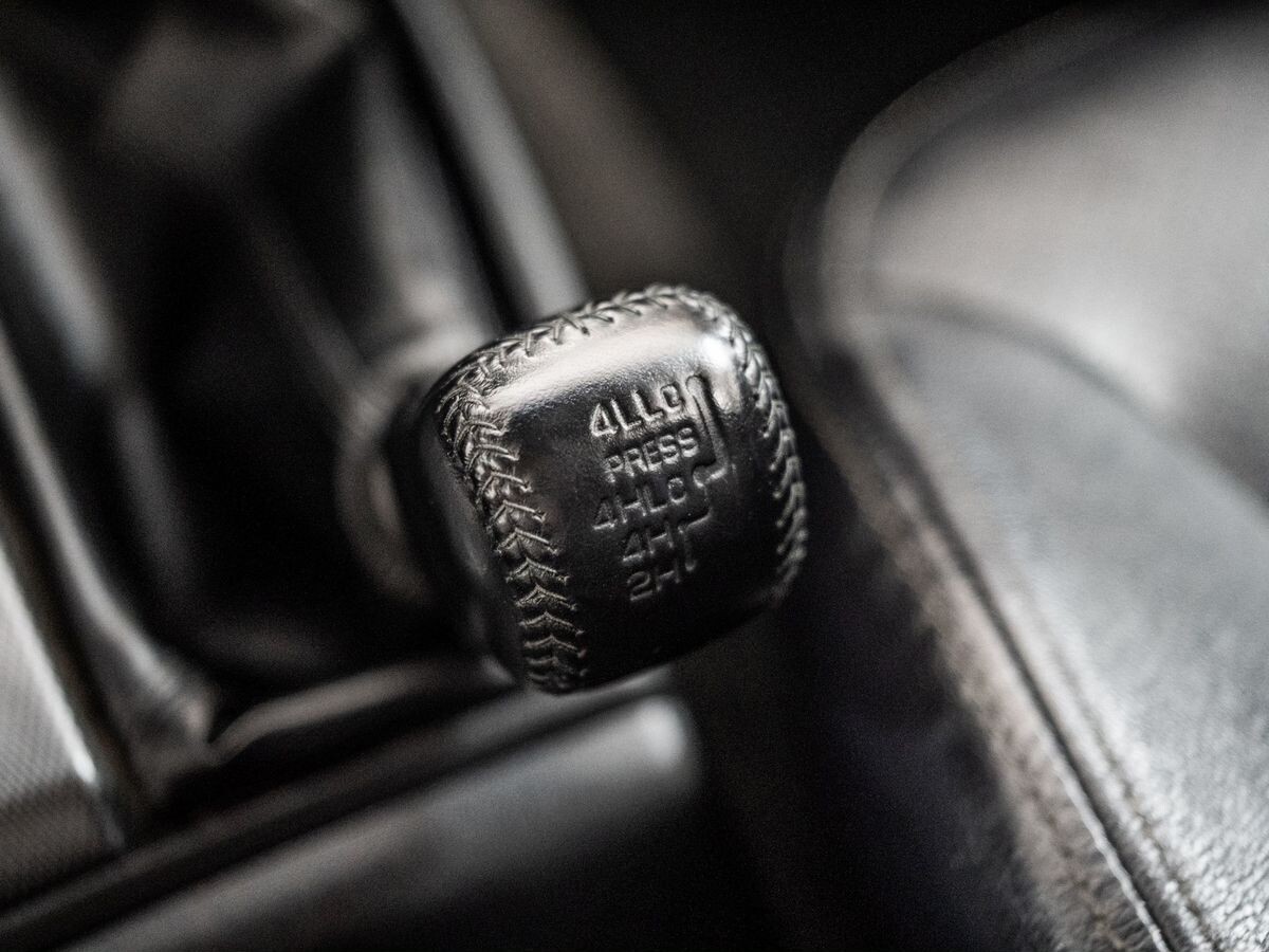 Mitsubishi Pajero Sport 2014 - фото автомобиля