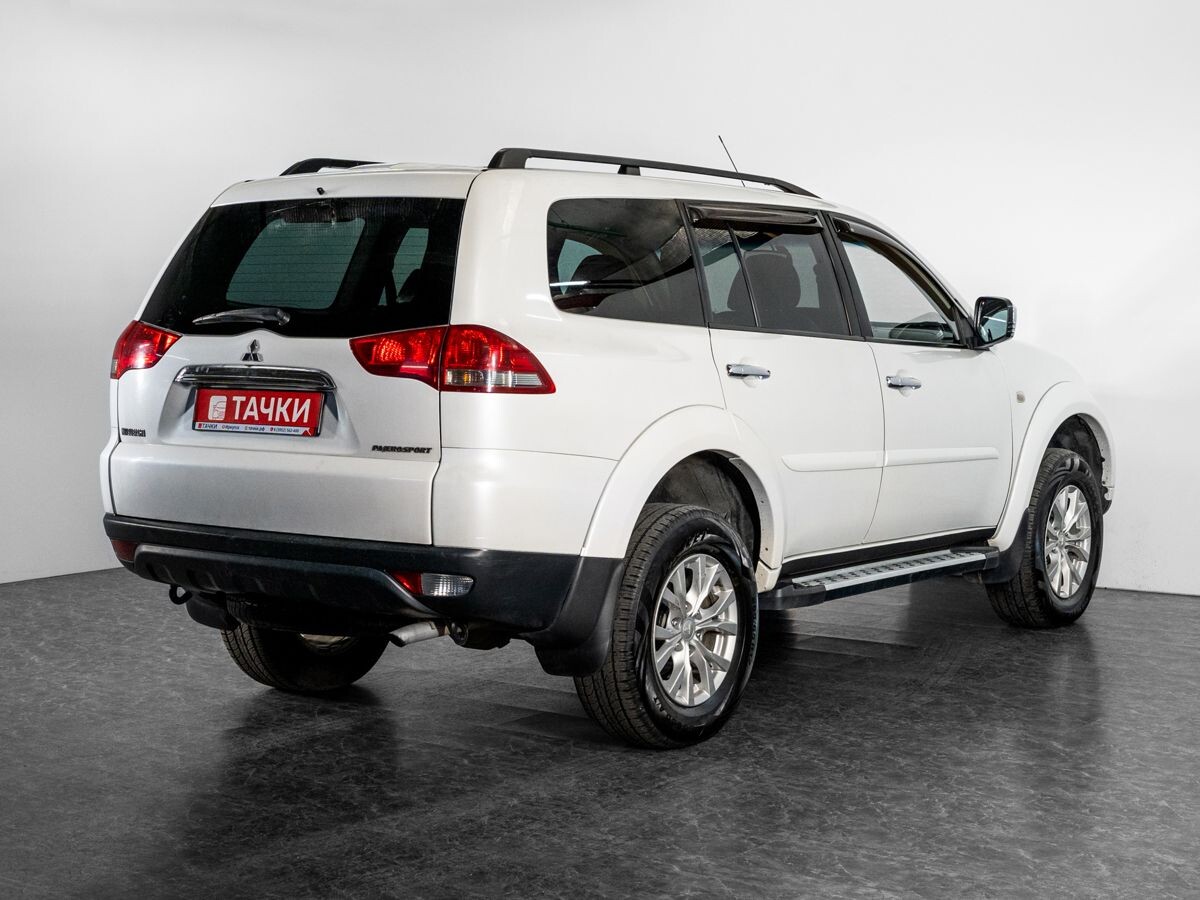 Mitsubishi Pajero Sport 2014 - фото автомобиля