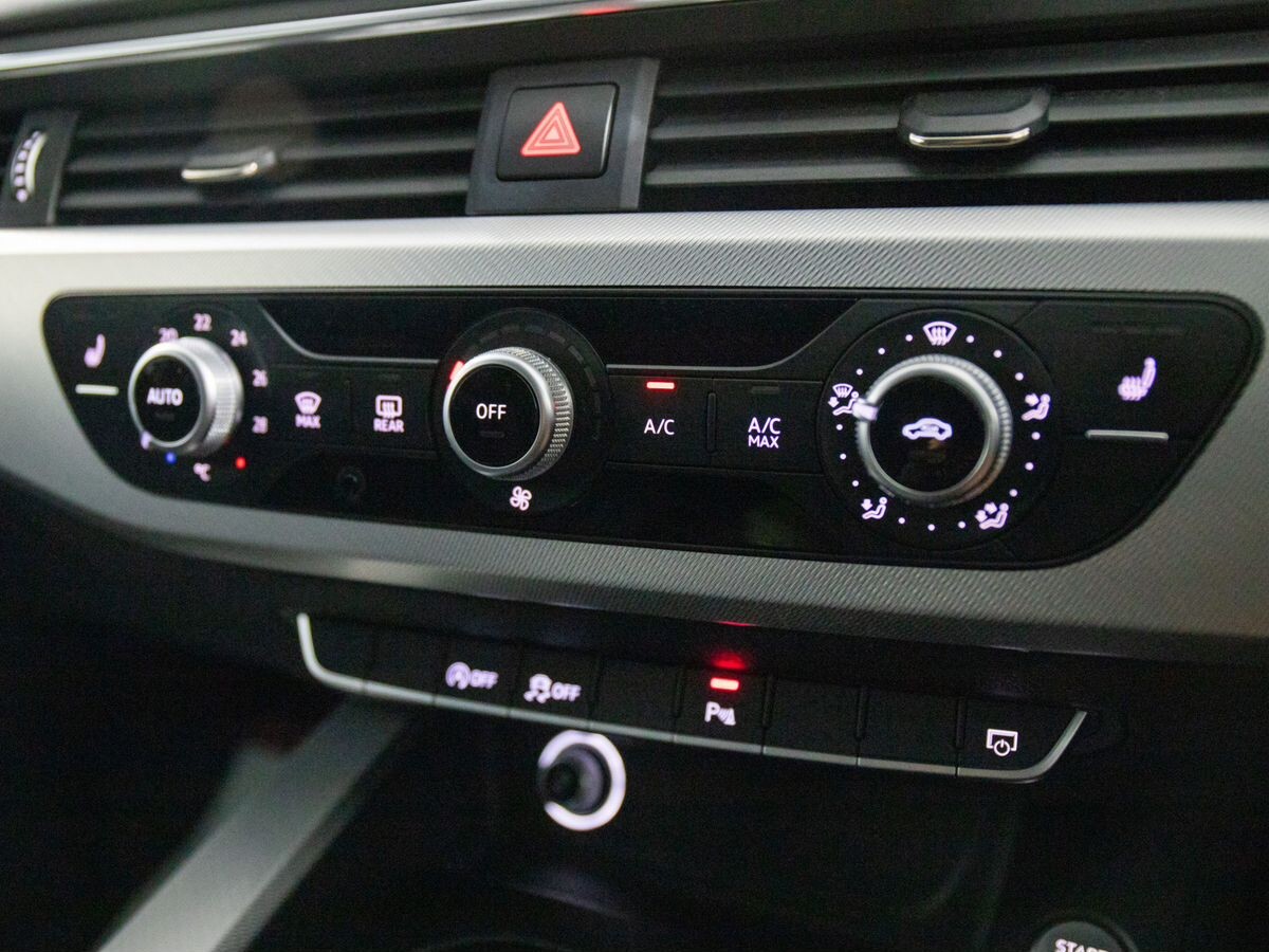 Audi A4 2017 - фото автомобиля