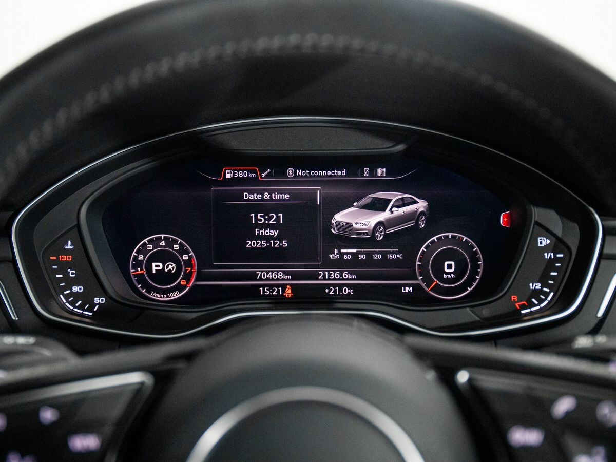 Audi A4 2017 - фото автомобиля