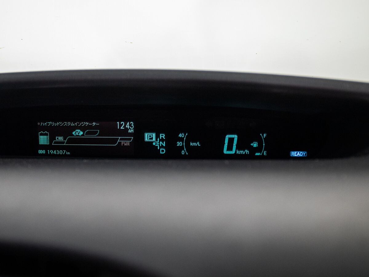 Toyota Prius 2014 - фото автомобиля