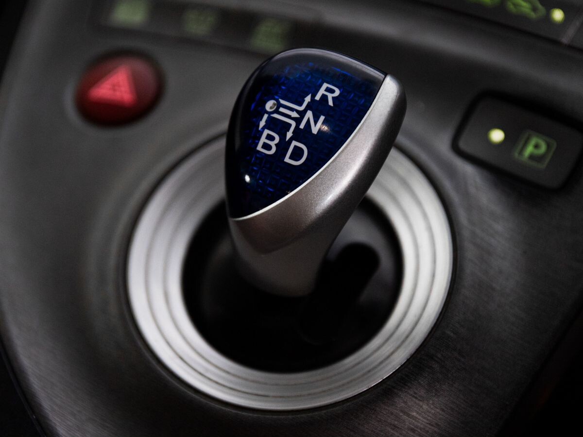 Toyota Prius 2014 - фото автомобиля