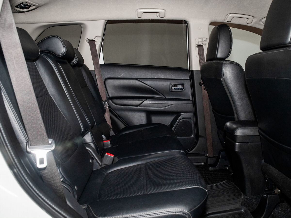 Mitsubishi Outlander 2013 - фото автомобиля