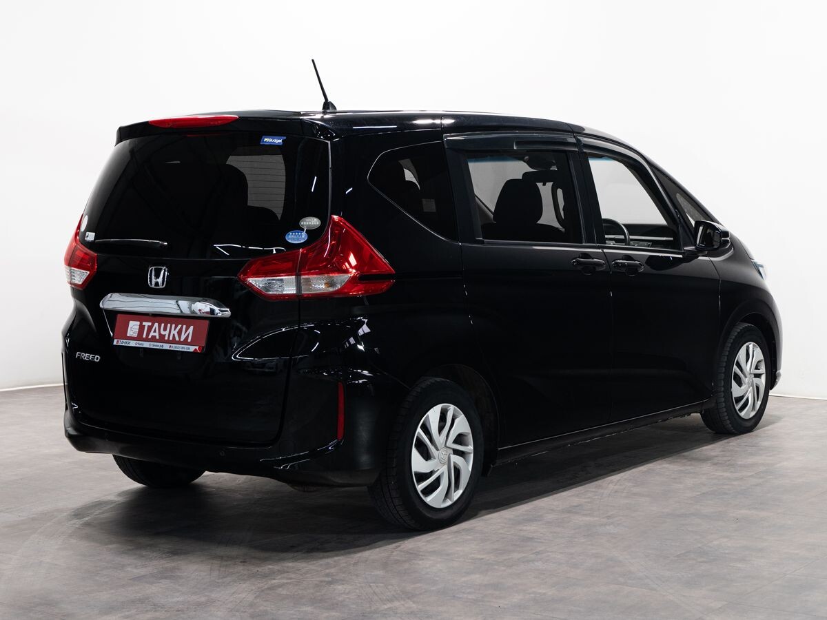 Honda Freed 2019 - фото автомобиля