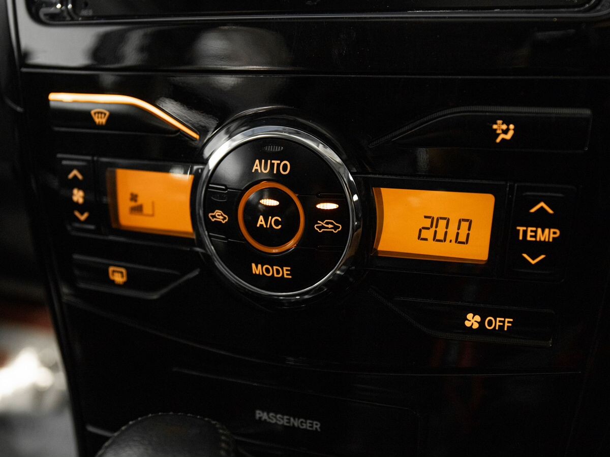 Toyota Corolla 2010 - фото автомобиля