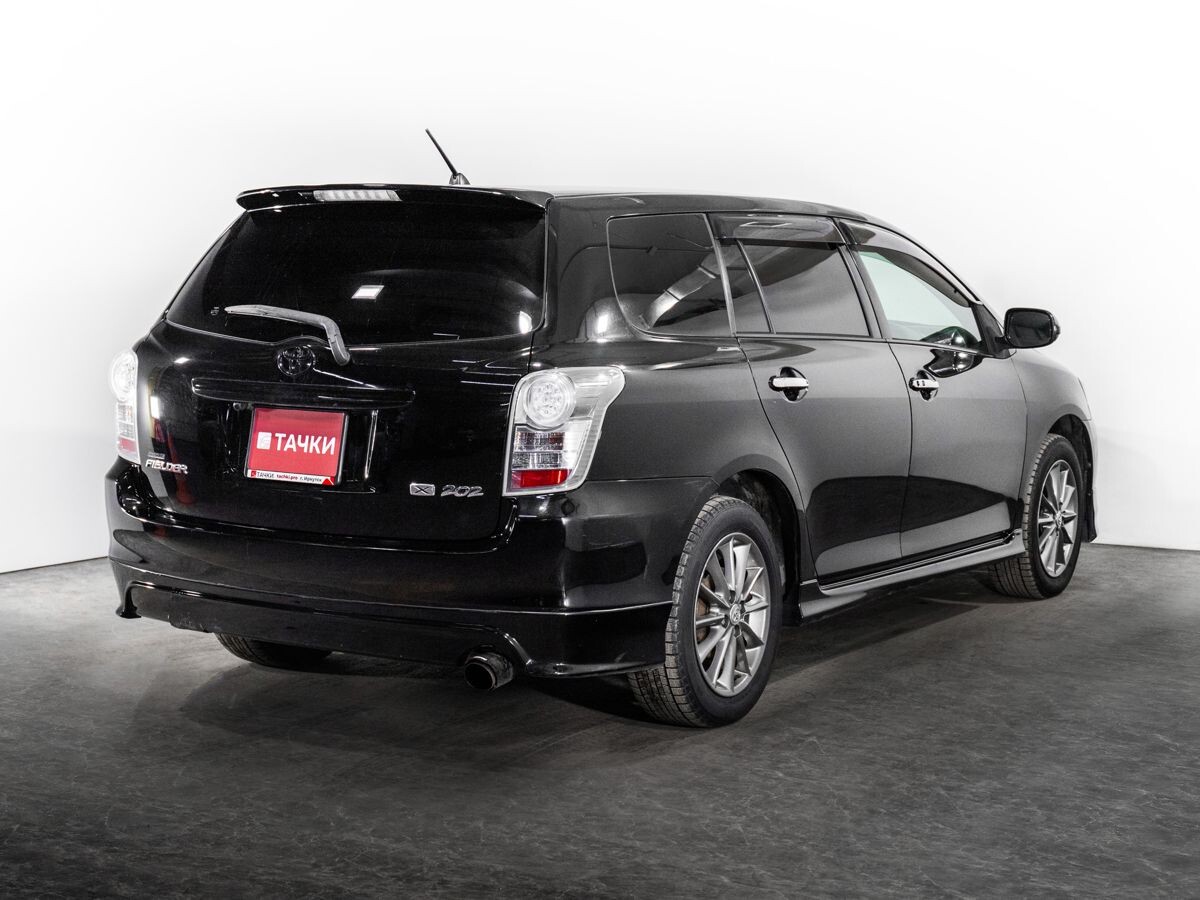 Toyota Corolla 2010 - фото автомобиля