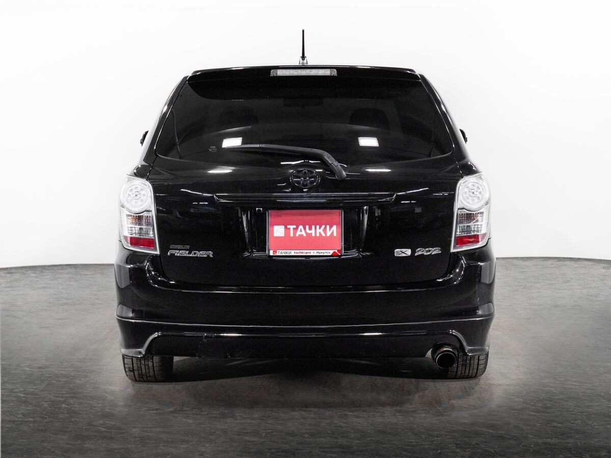 Toyota Corolla 2010 - фото автомобиля